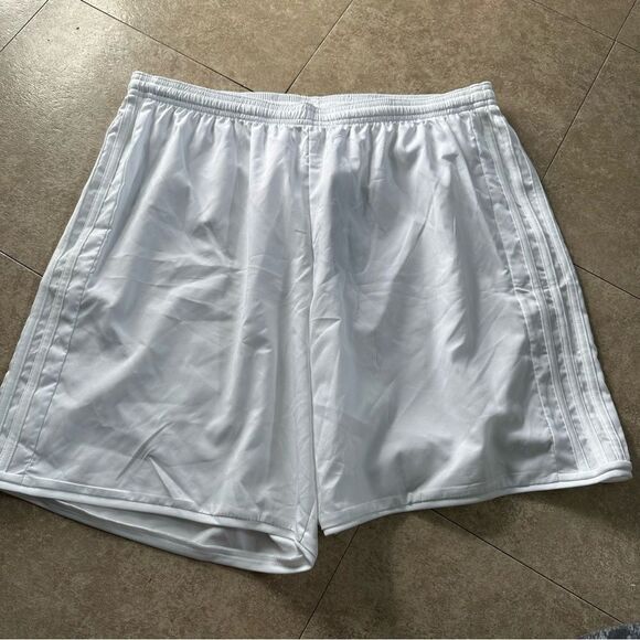 NWT Adidas adizero white climalite sports shorts ladies xl extra large - Picture 1 of 4
